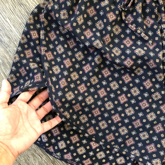 Boho sheer open front shorts M - Picture 3 of 3